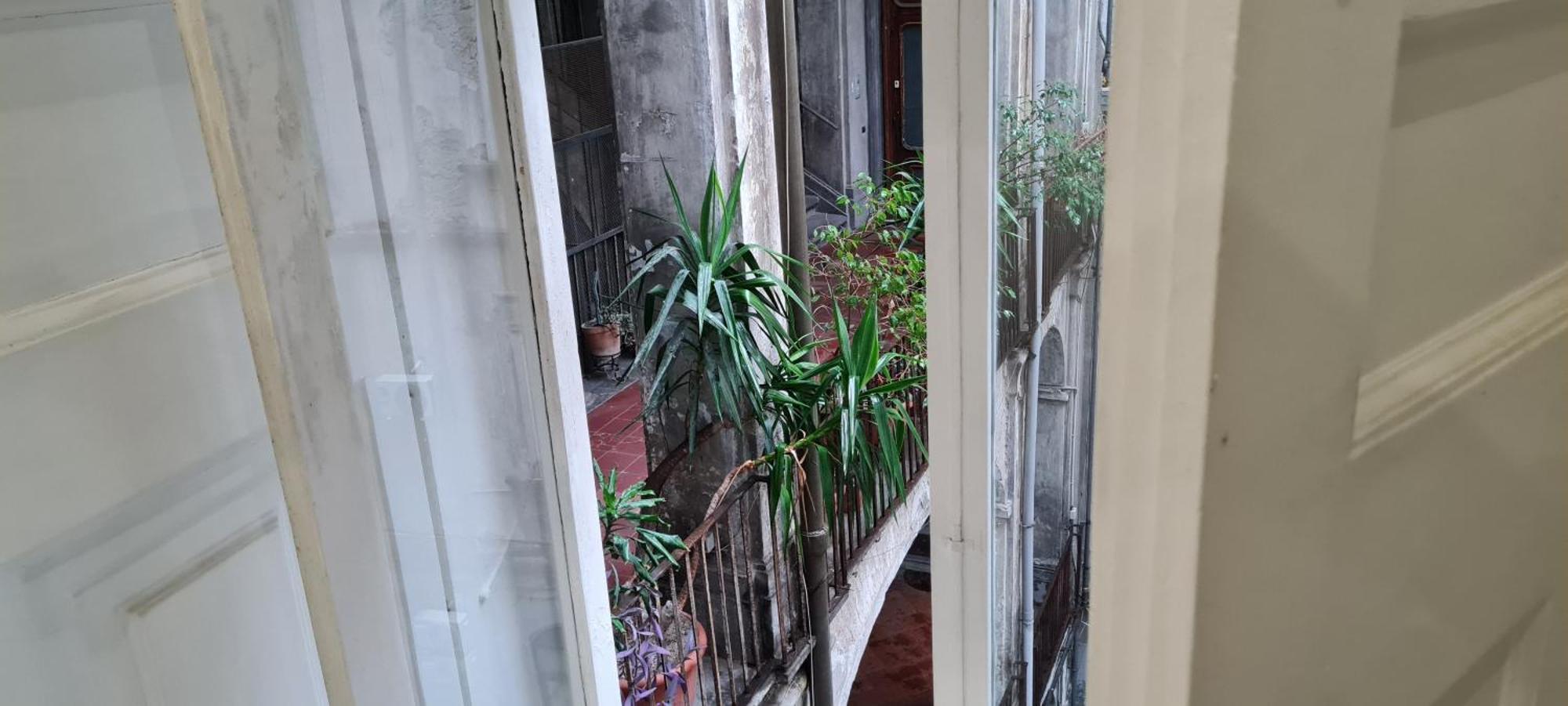 152Room Naples Luaran gambar